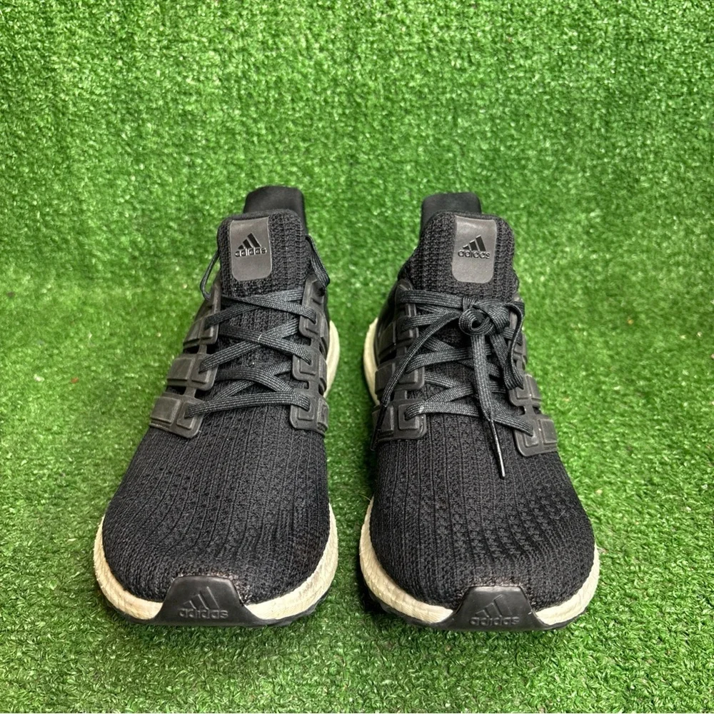 Adidas UltraBoost 4.0 Women's Size 10 Running‎ Shoes Core Black
